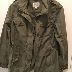 Cabela’s Women’s Green Utility Jacket